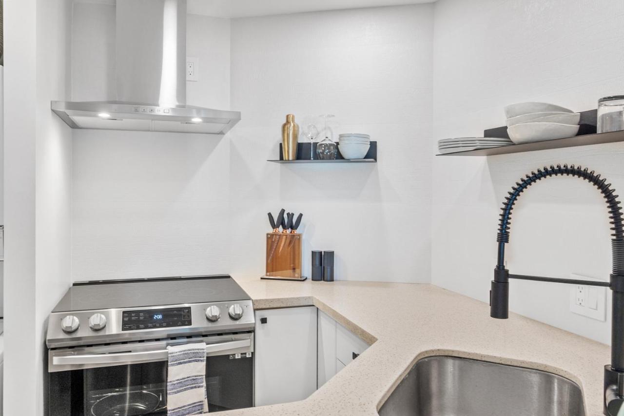 Downtown Luxury 1Br Coal Harbour Apartman Vancouver Kültér fotó